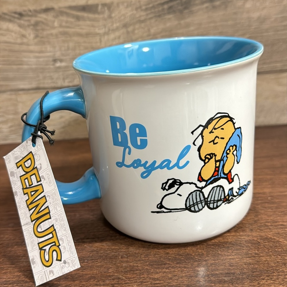 Super Cute Peanuts Linus & Snoopy  Be Loyal Ceramic Mug - NEW